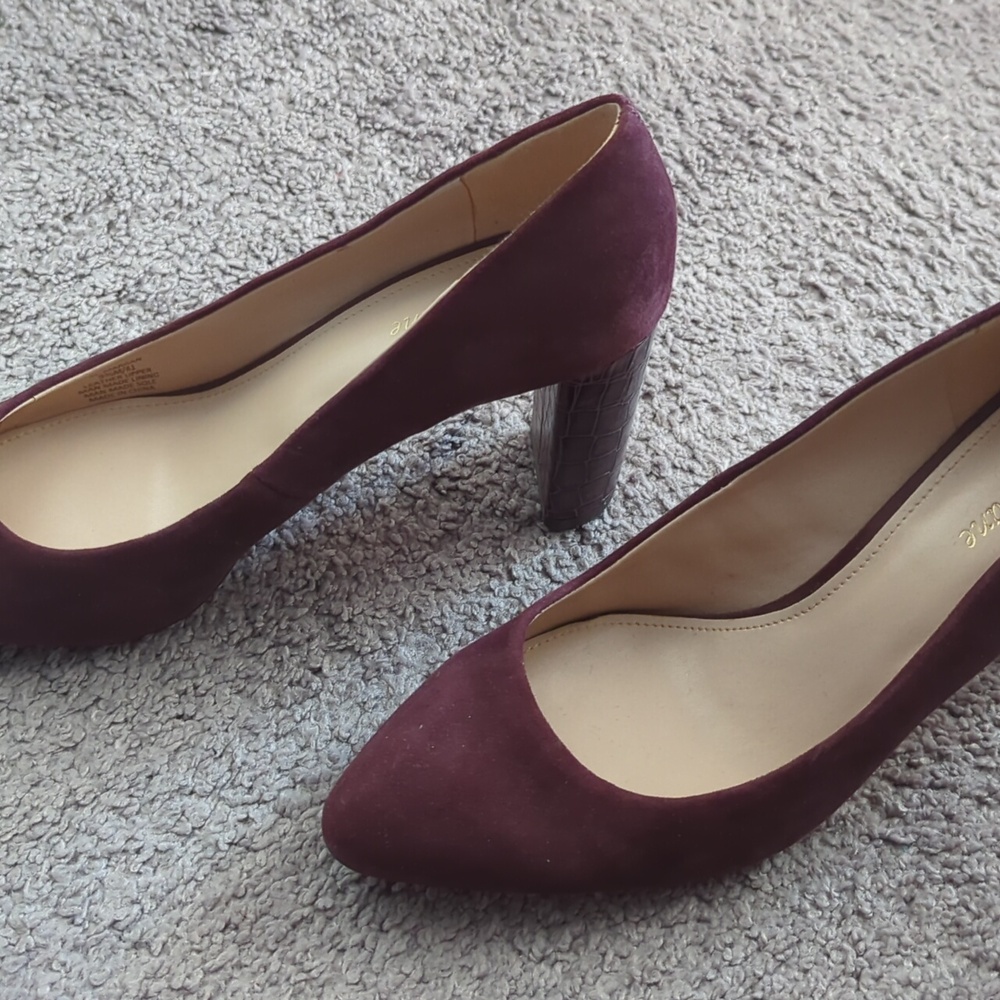 Burgundy velvet and crocodile heels size 9.5